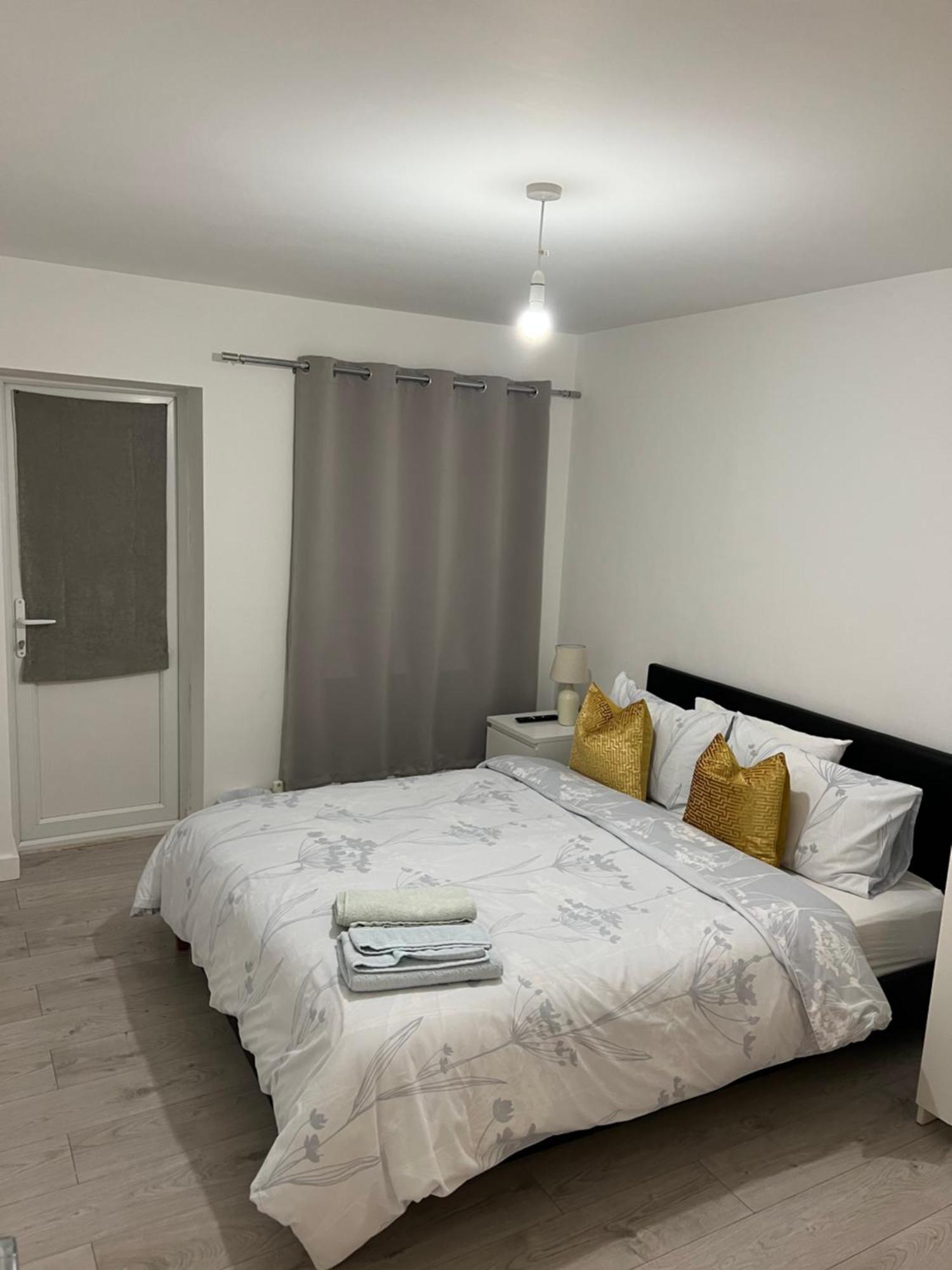 Sleep In Oxford Apartment Екстериор снимка